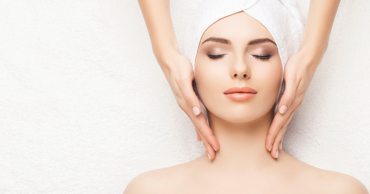 Women receiving Facial Lymphatic Massage in Hollywood, FL